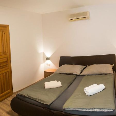 Oazis Apartman 凯斯特海伊 外观 照片